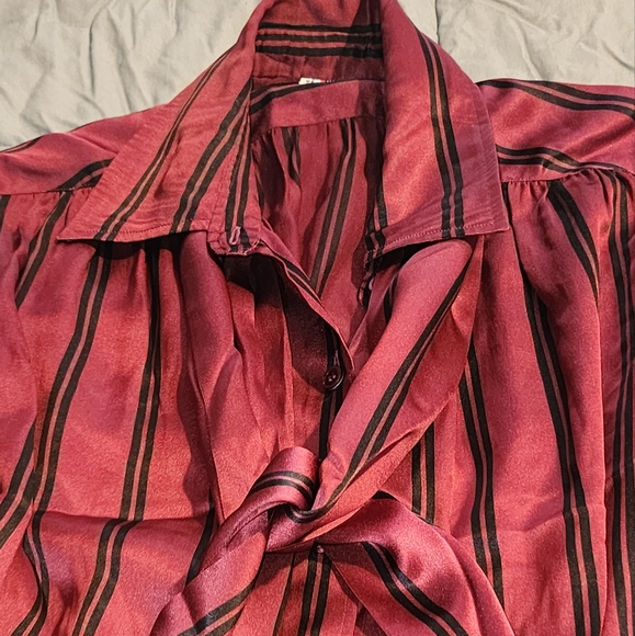 YVES SAINT LAURENT RIVE GAUCHE Striped Long Sleeve Button-Up Top - Picture 3 of 7